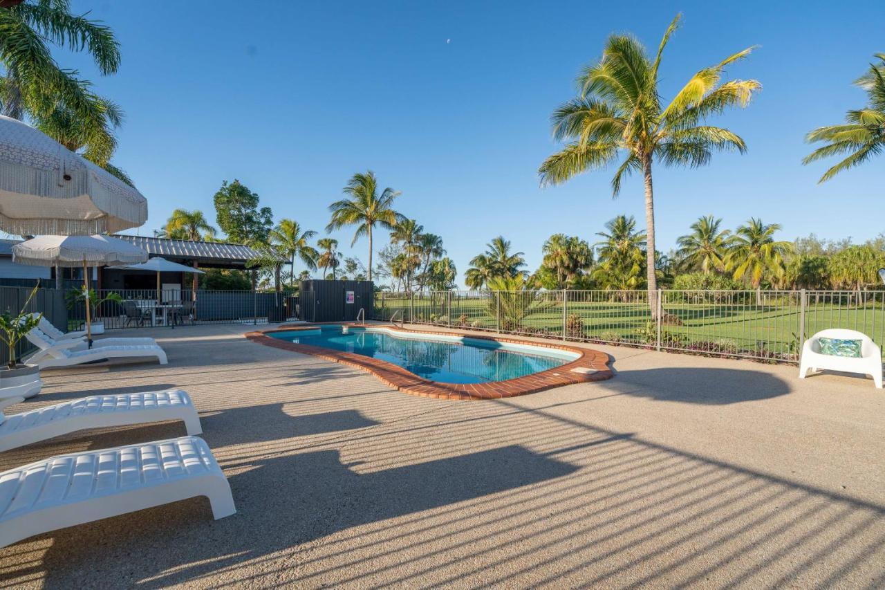Kinka Palms Motel Yeppoon Extérieur photo