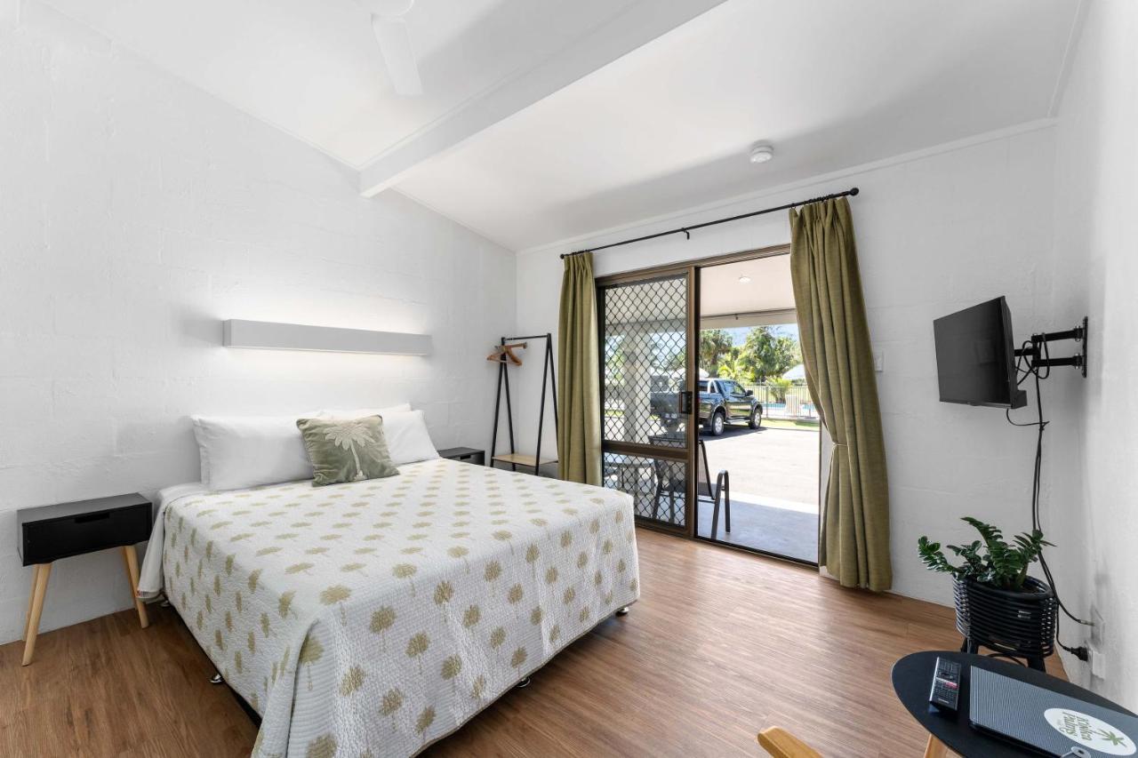 Kinka Palms Motel Yeppoon Extérieur photo