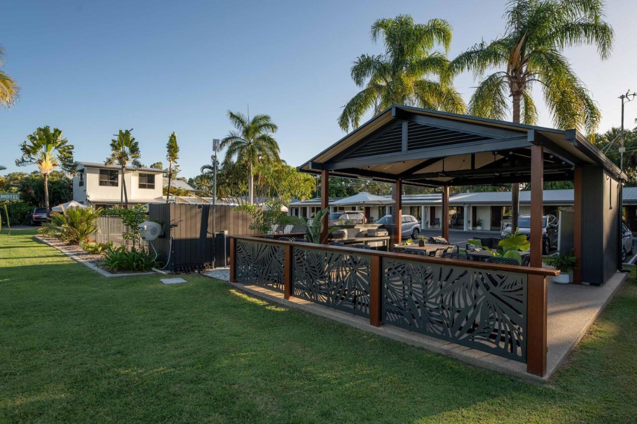 Kinka Palms Motel Yeppoon Extérieur photo