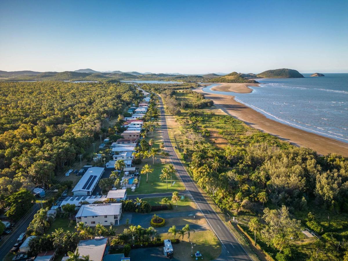 Kinka Palms Motel Yeppoon Extérieur photo