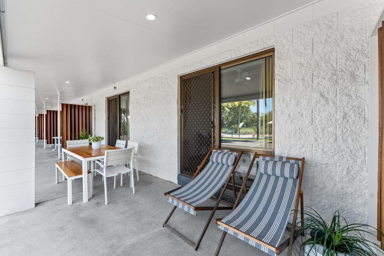 Kinka Palms Motel Yeppoon Extérieur photo