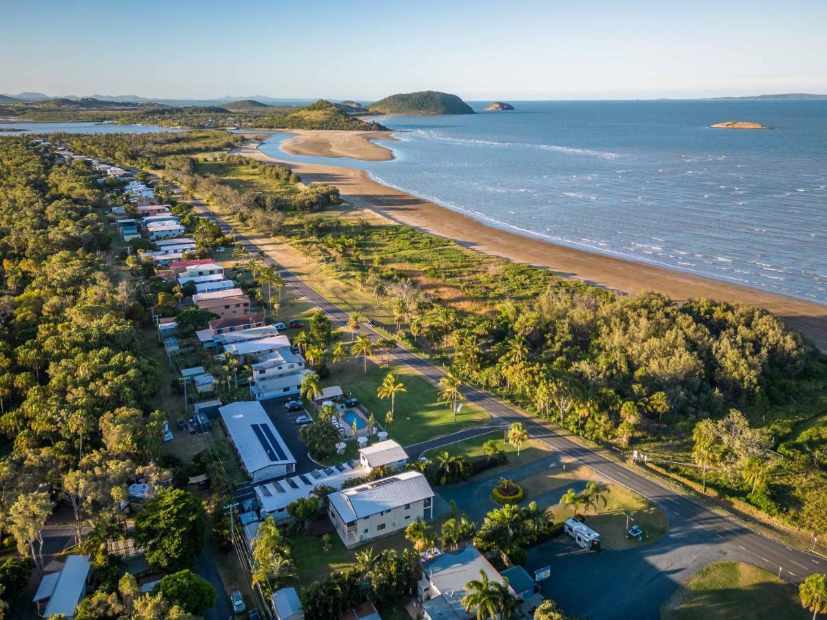 Kinka Palms Motel Yeppoon Extérieur photo