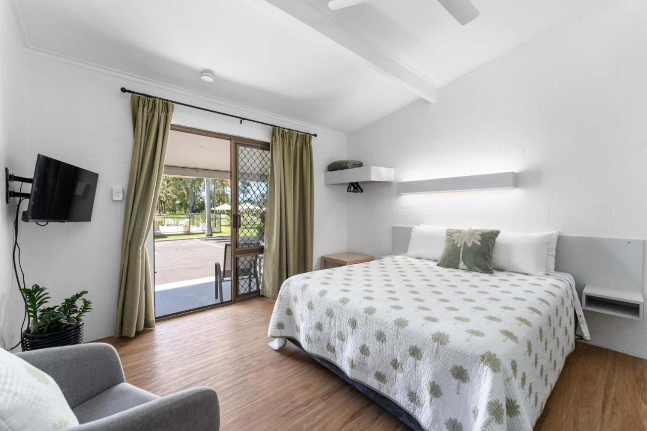 Kinka Palms Motel Yeppoon Extérieur photo